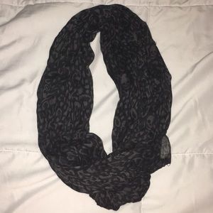 Leopard Skull Print Infinity Scarf